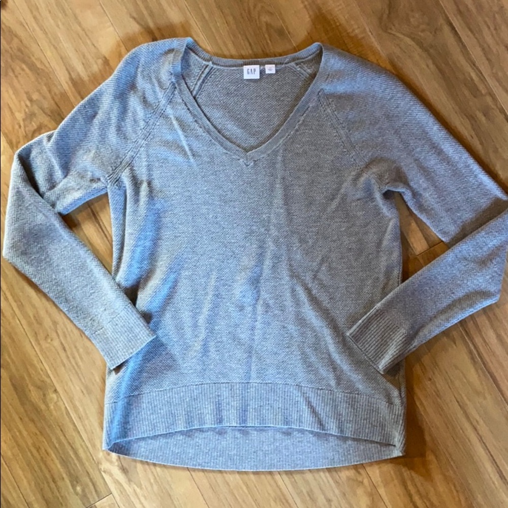 Gap knit sweater